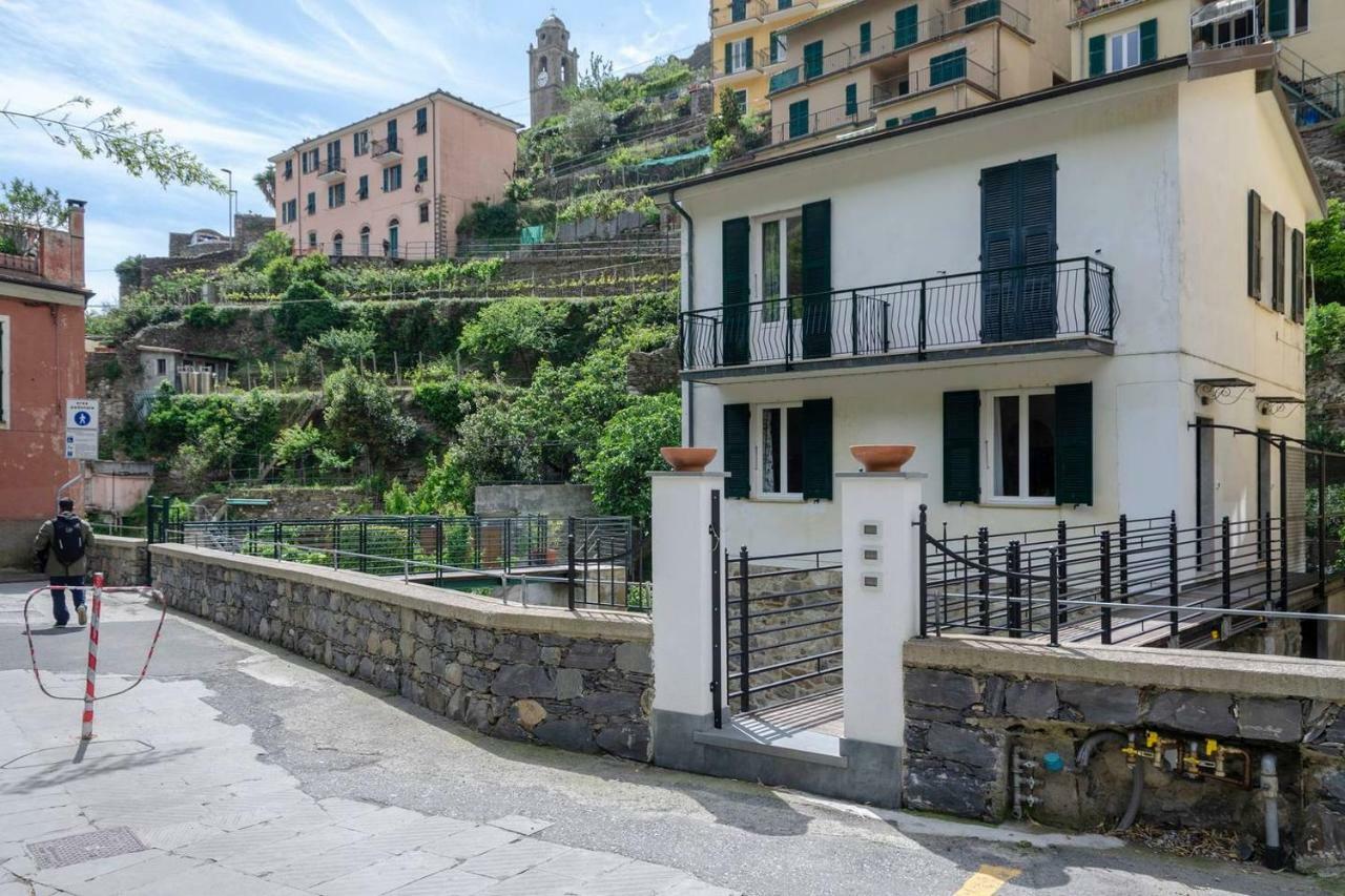 Apartamento Joivy Family Flat With Little Patio, Cinque Terre Vernazza Exterior foto