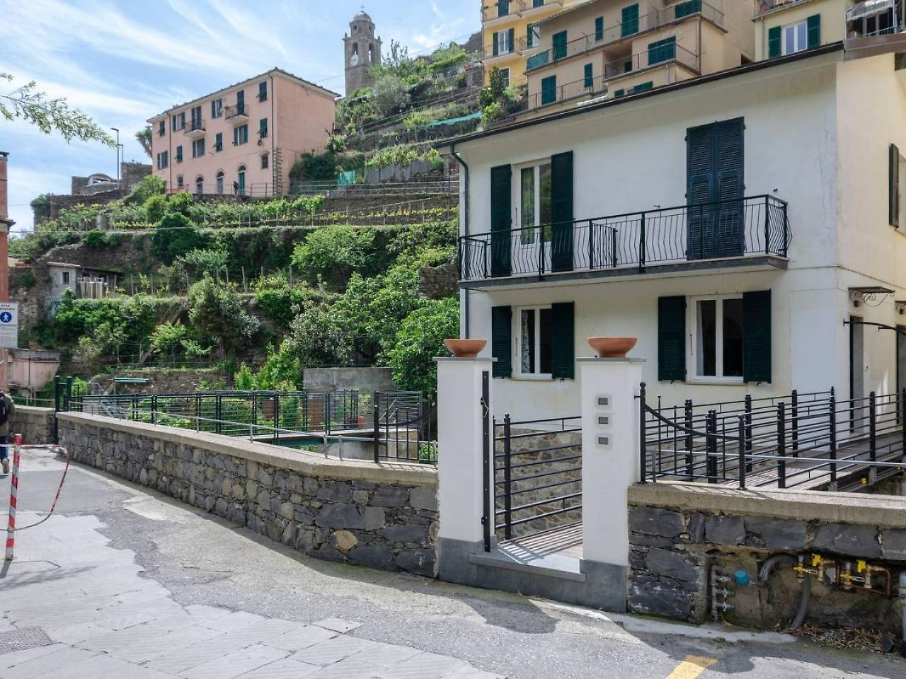 Apartamento Joivy Family Flat With Little Patio, Cinque Terre Vernazza Exterior foto